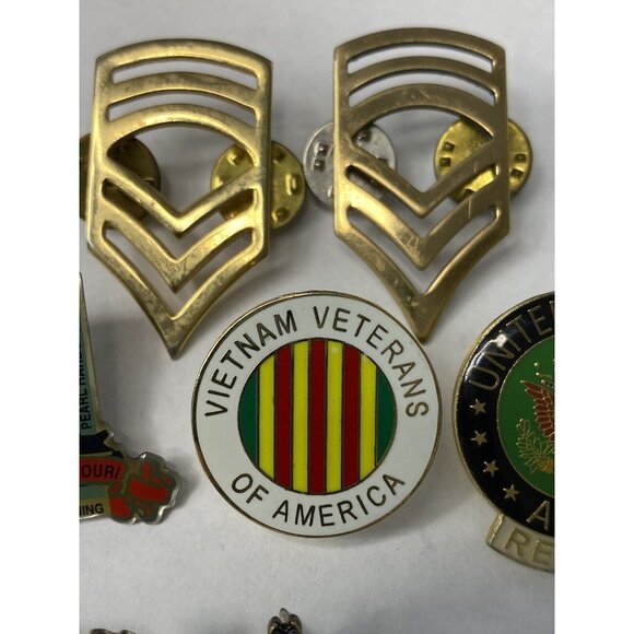 Sgt Pearl Harbor 82nd Airborne Military Insignia Badge US Army Pin LOT 7 - Picture 3 of 12